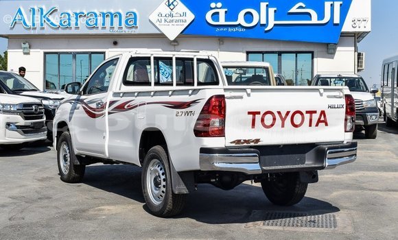 Buy Import Toyota Hilux White Car in Import - Dubai in Central Buy Import Toyota Hilux White Car in Import - Dubai in Central