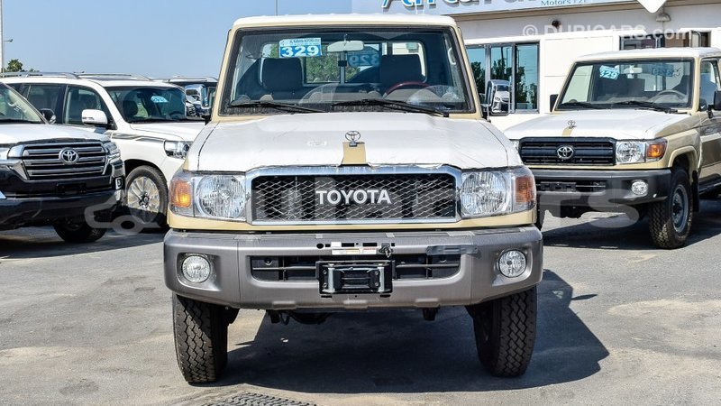 Big with watermark toyota land cruiser central import dubai 5733