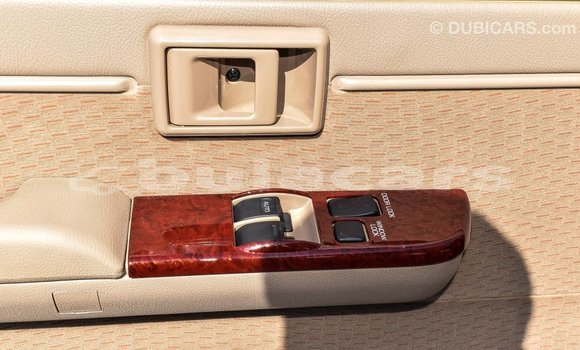 Buy Import Toyota Land Cruiser Beige Car in Import - Dubai in Central Buy Import Toyota Land Cruiser Beige Car in Import - Dubai in Central