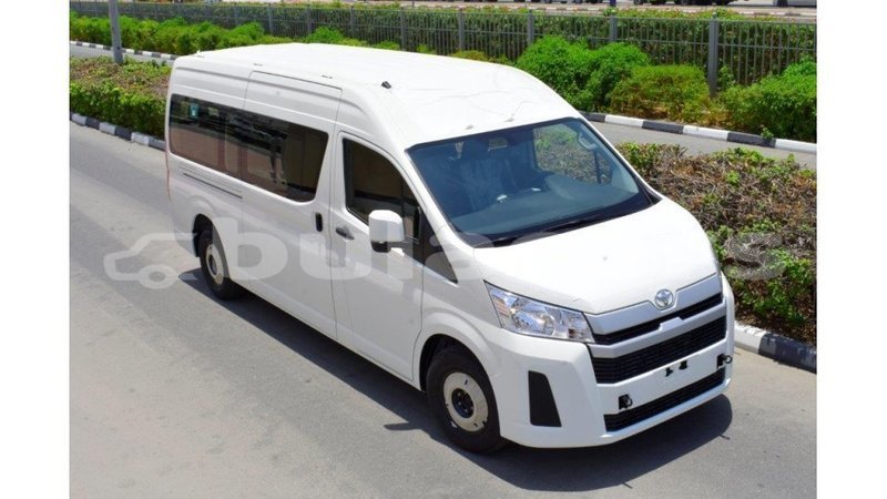 Big with watermark toyota hiace central import dubai 5740