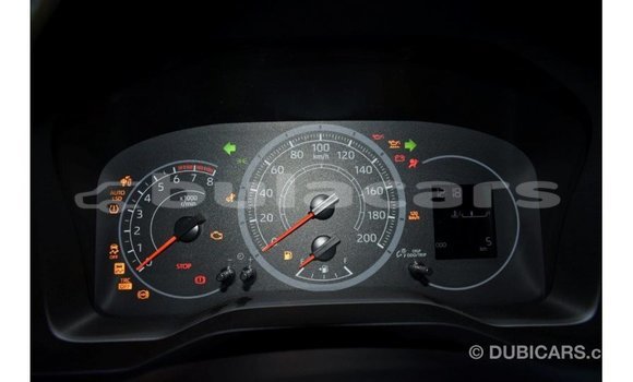 Acheter Import Voiture Toyota Hiace Blanc à Import - Dubai, Central Acheter Import Voiture Toyota Hiace Blanc à Import - Dubai, Central