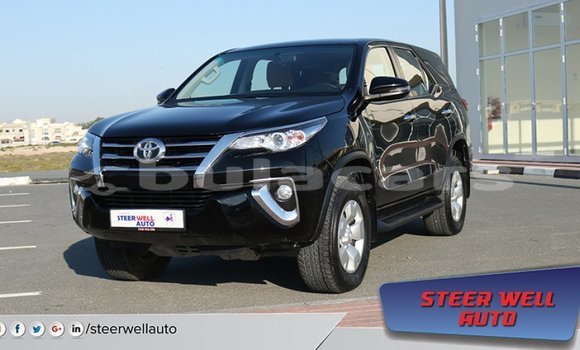 Acheter Import Voiture Toyota Fortuner Noir à Import - Dubai, Central Acheter Import Voiture Toyota Fortuner Noir à Import - Dubai, Central