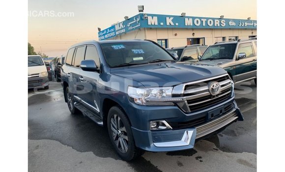 Buy Import Toyota Land Cruiser Blue Car in Import - Dubai in Central Buy Import Toyota Land Cruiser Blue Car in Import - Dubai in Central