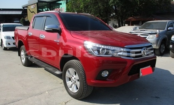 Acheter Occasion Voiture Toyota Hilux Rouge à Labasa, Northern Acheter Occasion Voiture Toyota Hilux Rouge à Labasa, Northern