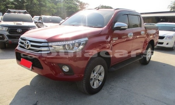 Acheter Occasion Voiture Toyota Hilux Rouge à Labasa, Northern Acheter Occasion Voiture Toyota Hilux Rouge à Labasa, Northern