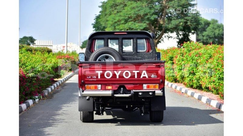 Big with watermark toyota land cruiser central import dubai 5762