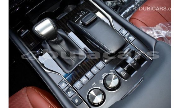 Acheter Import Voiture Lexus LX Blanc à Import - Dubai, Central Acheter Import Voiture Lexus LX Blanc à Import - Dubai, Central