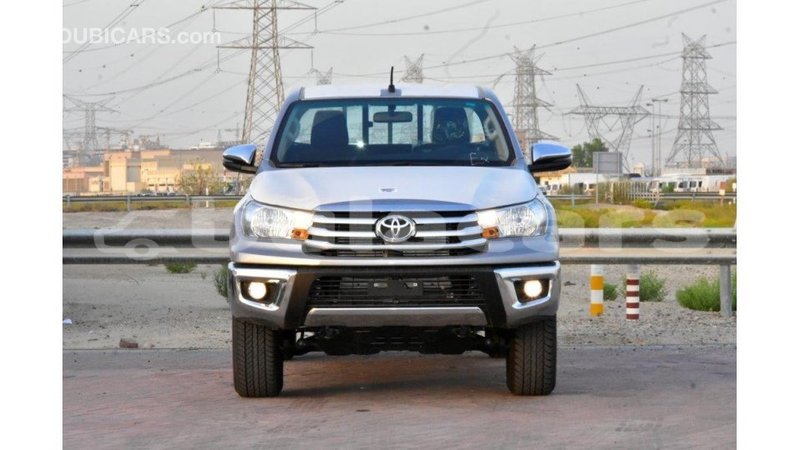 Big with watermark toyota hilux central import dubai 5767