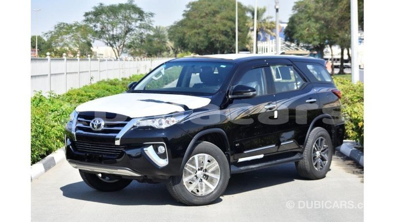 Big with watermark toyota fortuner central import dubai 5772