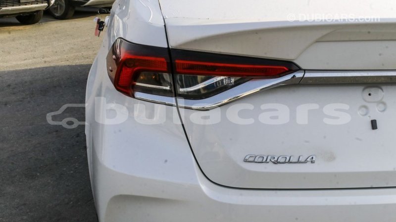Big with watermark toyota corolla central import dubai 5779