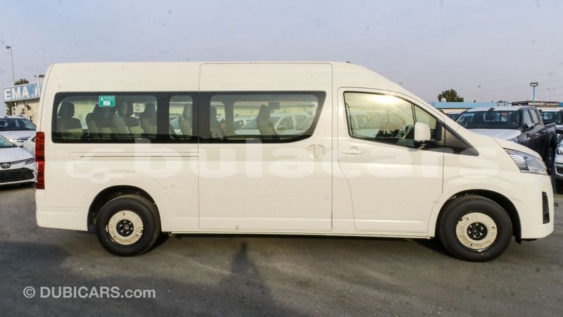 Big with watermark toyota hiace central import dubai 5781