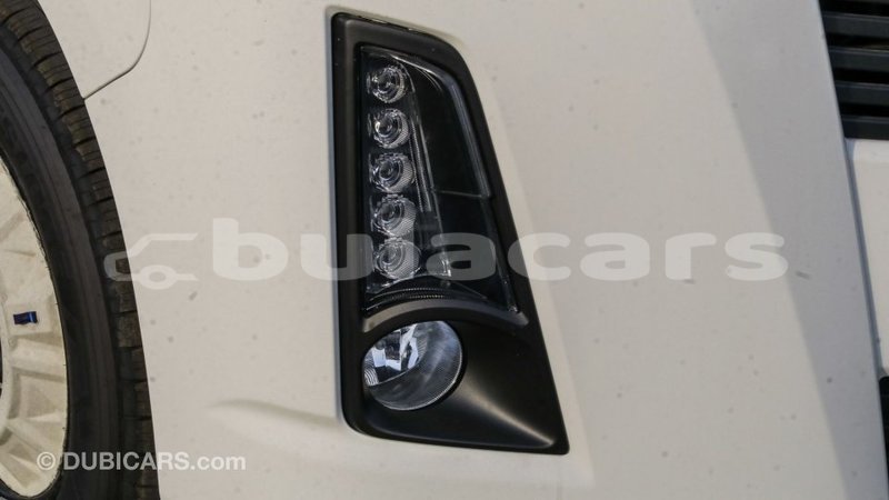 Big with watermark toyota hiace central import dubai 5781