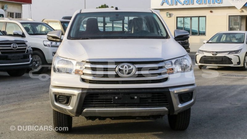 Big with watermark toyota hilux central import dubai 5782