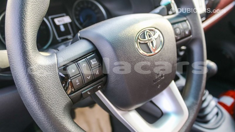 Big with watermark toyota hilux central import dubai 5782