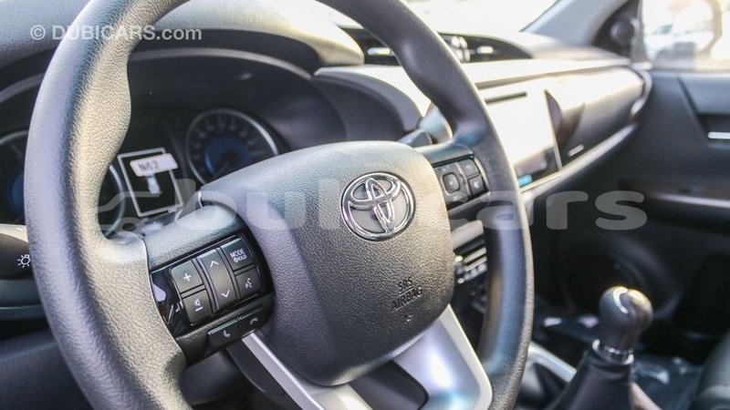 Big with watermark toyota hilux central import dubai 5783
