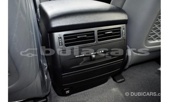 Acheter Import Voiture Toyota Land Cruiser Noir à Import - Dubai, Central Acheter Import Voiture Toyota Land Cruiser Noir à Import - Dubai, Central