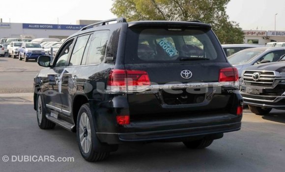 Buy Import Toyota Land Cruiser Black Car in Import - Dubai in Central Buy Import Toyota Land Cruiser Black Car in Import - Dubai in Central