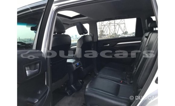 Buy Import Toyota Highlander Grey Car in Import - Dubai in Central Buy Import Toyota Highlander Grey Car in Import - Dubai in Central