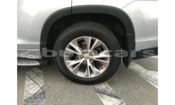 Buy Import Toyota Highlander Grey Car in Import - Dubai in Central Buy Import Toyota Highlander Grey Car in Import - Dubai in Central