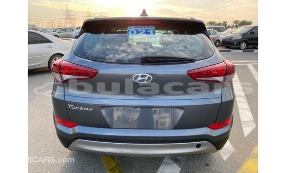 Buy Import Hyundai Tucson White Car in Import - Dubai in Central Buy Import Hyundai Tucson White Car in Import - Dubai in Central