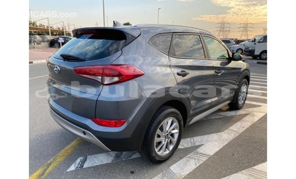 Buy Import Hyundai Tucson White Car in Import - Dubai in Central Buy Import Hyundai Tucson White Car in Import - Dubai in Central
