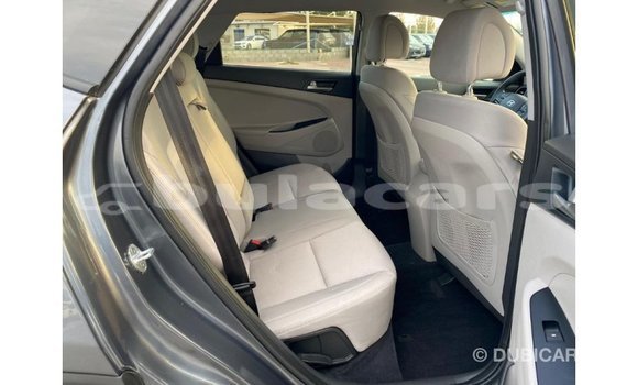 Buy Import Hyundai Tucson White Car in Import - Dubai in Central Buy Import Hyundai Tucson White Car in Import - Dubai in Central