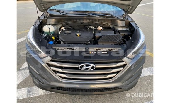 Buy Import Hyundai Tucson White Car in Import - Dubai in Central Buy Import Hyundai Tucson White Car in Import - Dubai in Central