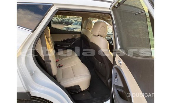 Buy Import Hyundai Santa Fe White Car in Import - Dubai in Central Buy Import Hyundai Santa Fe White Car in Import - Dubai in Central