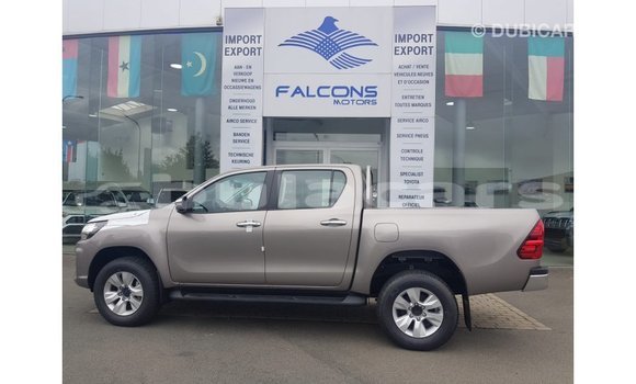 Buy Import Toyota Hilux Grey Car in Import - Dubai in Central Buy Import Toyota Hilux Grey Car in Import - Dubai in Central