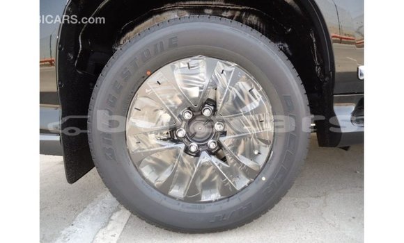 Acheter Import Voiture Lexus LX Noir à Import - Dubai, Central Acheter Import Voiture Lexus LX Noir à Import - Dubai, Central