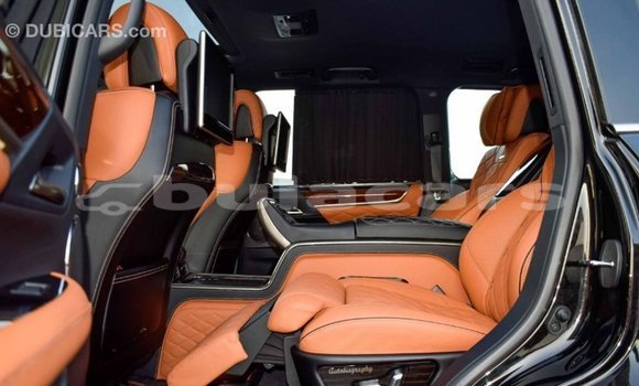 Acheter Import Voiture Lexus LX Noir à Import - Dubai, Central Acheter Import Voiture Lexus LX Noir à Import - Dubai, Central