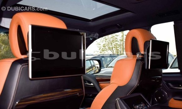 Acheter Import Voiture Lexus LX Noir à Import - Dubai, Central Acheter Import Voiture Lexus LX Noir à Import - Dubai, Central