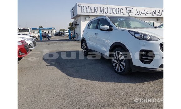 Buy Import Kia Sportage White Car in Import - Dubai in Central Buy Import Kia Sportage White Car in Import - Dubai in Central