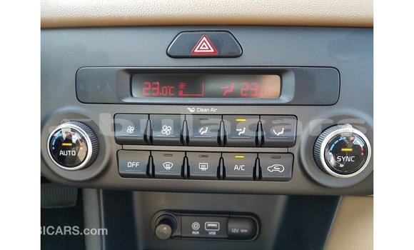 Buy Import Kia Sportage White Car in Import - Dubai in Central Buy Import Kia Sportage White Car in Import - Dubai in Central