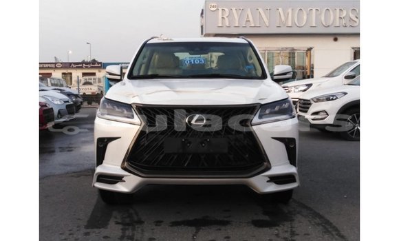 Buy Import Lexus LX White Car in Import - Dubai in Central Buy Import Lexus LX White Car in Import - Dubai in Central