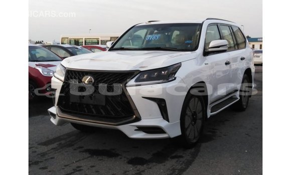 Buy Import Lexus LX White Car in Import - Dubai in Central Buy Import Lexus LX White Car in Import - Dubai in Central