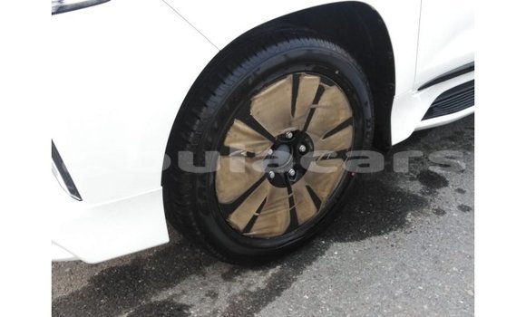 Buy Import Lexus LX White Car in Import - Dubai in Central Buy Import Lexus LX White Car in Import - Dubai in Central