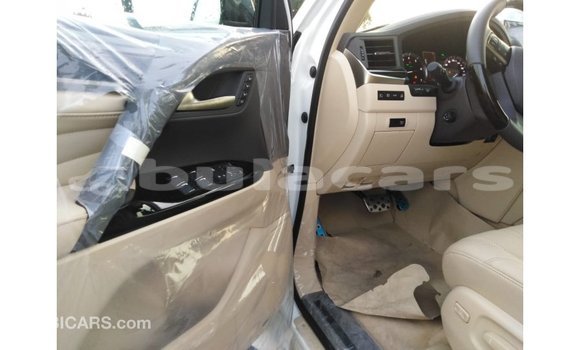 Buy Import Lexus LX White Car in Import - Dubai in Central Buy Import Lexus LX White Car in Import - Dubai in Central