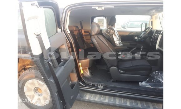 Buy Import Toyota FJ Cruiser Black Car in Import - Dubai in Central Buy Import Toyota FJ Cruiser Black Car in Import - Dubai in Central