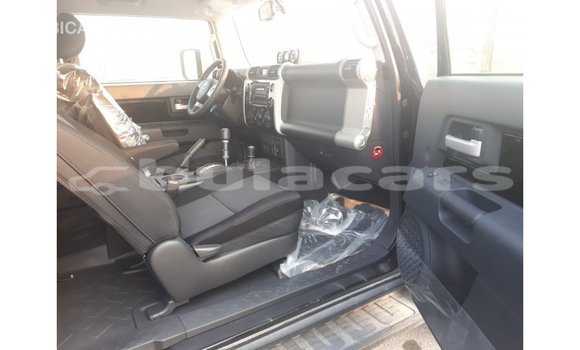 Buy Import Toyota FJ Cruiser Black Car in Import - Dubai in Central Buy Import Toyota FJ Cruiser Black Car in Import - Dubai in Central