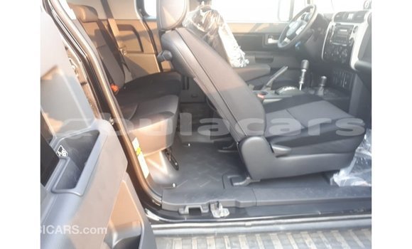 Buy Import Toyota FJ Cruiser Black Car in Import - Dubai in Central Buy Import Toyota FJ Cruiser Black Car in Import - Dubai in Central