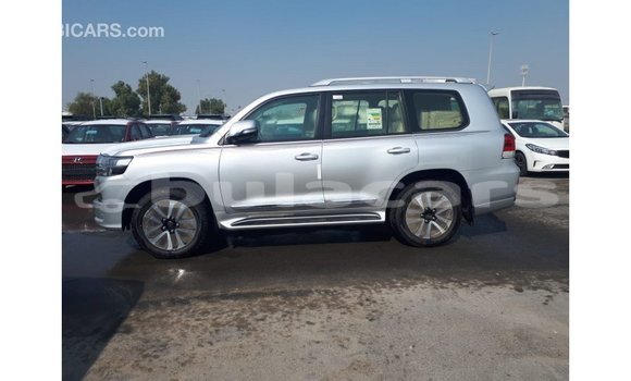 Buy Import Toyota Land Cruiser Grey Car in Import - Dubai in Central Buy Import Toyota Land Cruiser Grey Car in Import - Dubai in Central