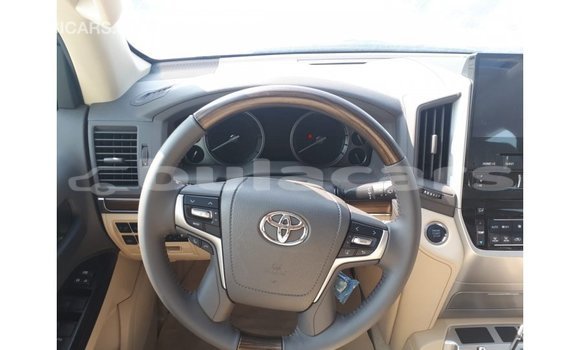 Buy Import Toyota Land Cruiser Grey Car in Import - Dubai in Central Buy Import Toyota Land Cruiser Grey Car in Import - Dubai in Central