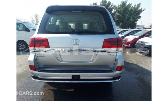 Buy Import Toyota Land Cruiser Grey Car in Import - Dubai in Central Buy Import Toyota Land Cruiser Grey Car in Import - Dubai in Central