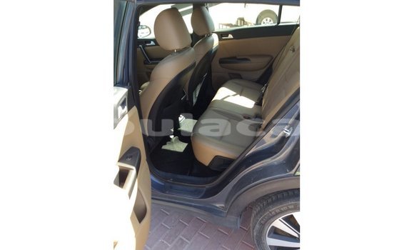 Buy Import Kia Sportage Blue Car in Import - Dubai in Central Buy Import Kia Sportage Blue Car in Import - Dubai in Central