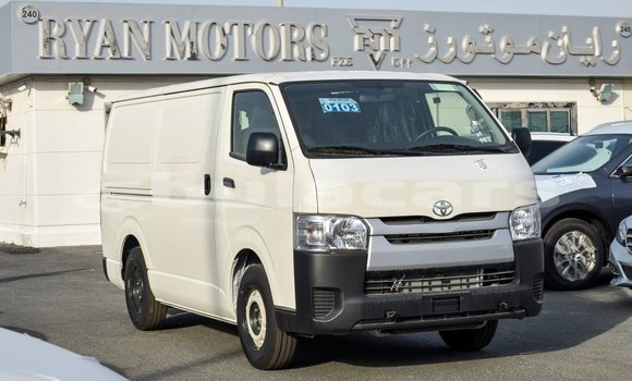 Buy Import Toyota Hiace White Car in Import - Dubai in Central Buy Import Toyota Hiace White Car in Import - Dubai in Central