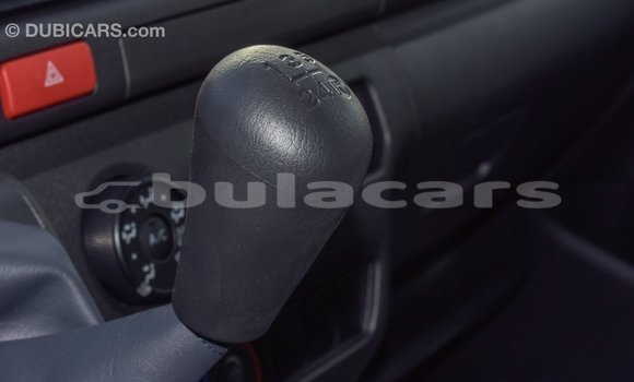 Buy Import Toyota Hiace White Car in Import - Dubai in Central Buy Import Toyota Hiace White Car in Import - Dubai in Central