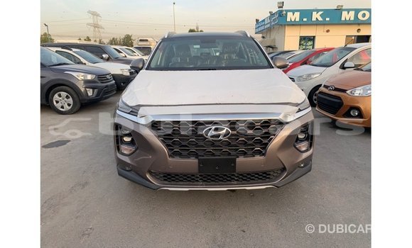 Acheter Import Voiture Hyundai Santa Fe Marron à Import - Dubai, Central Acheter Import Voiture Hyundai Santa Fe Marron à Import - Dubai, Central