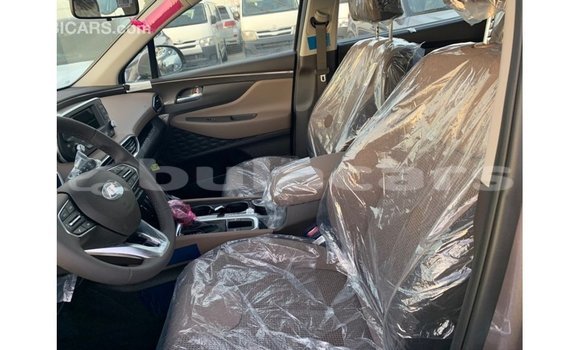 Acheter Import Voiture Hyundai Santa Fe Marron à Import - Dubai, Central Acheter Import Voiture Hyundai Santa Fe Marron à Import - Dubai, Central