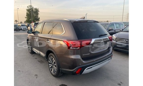 Buy Import Mitsubishi Outlander Brown Car in Import - Dubai in Central Buy Import Mitsubishi Outlander Brown Car in Import - Dubai in Central